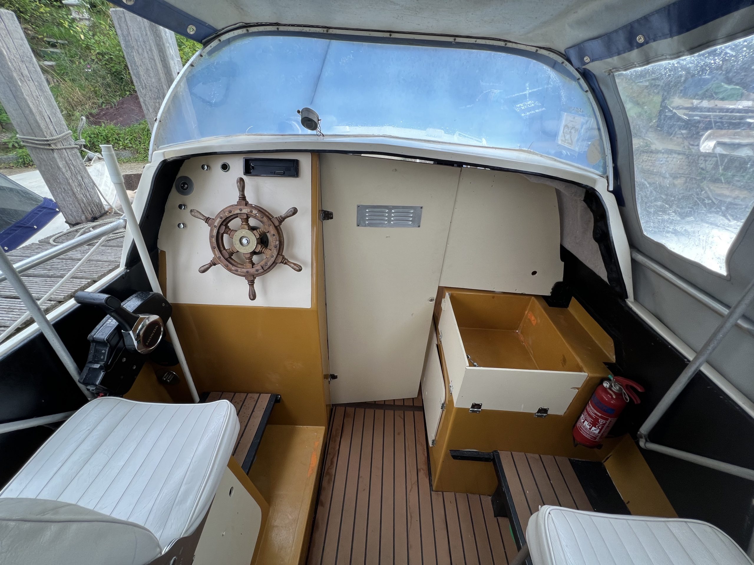 Listing for sale: Hunky Dory: Birchwood 18ft cabin fishing / pleasure  cruiser